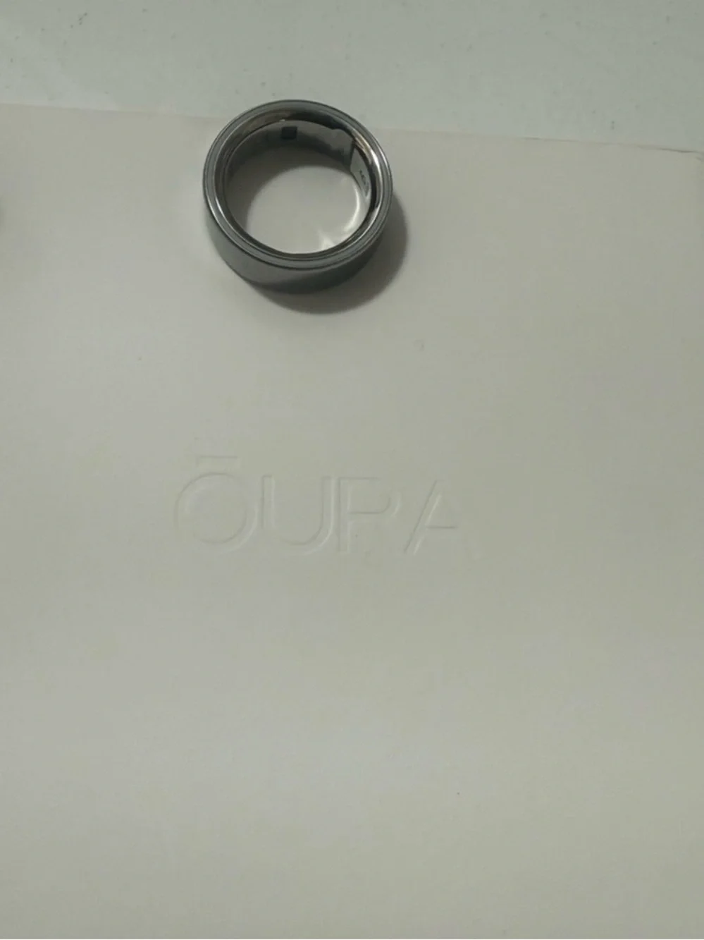 Smart ring, Oura Ring Generation 4, Size 7, silver brunch color New in the box